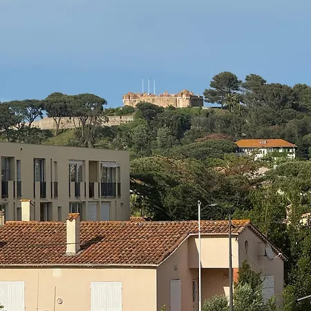 Lägenhet Elegant 3 Avec Parking Prive Saint-Tropez